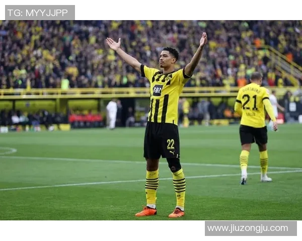 多特遭逆转,输球追平榜首,拜仁威胁日不落,维持势头难撼动 多特遭逆转,输球追平榜首,拜仁威胁日不落,维持势头难撼动