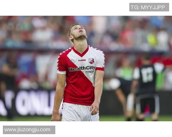 弗赖堡客场逼平，拿下宝贵1分，势头强劲难缠