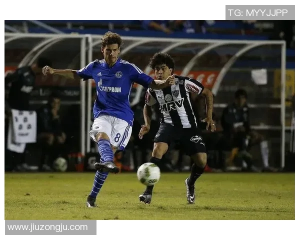 弗兰克福与科隆争锋携手德甲保持不败步伐