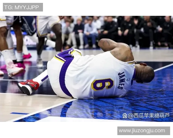 黄蜂队核心球员戴维-格林因膝伤缺席比赛，对球队前景产生重大影响