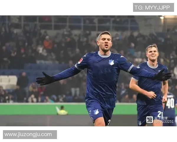 莱比锡RB德甲表现亮眼不断进步向前迈进 莱比锡RB德甲表现亮眼不断进步向前迈进