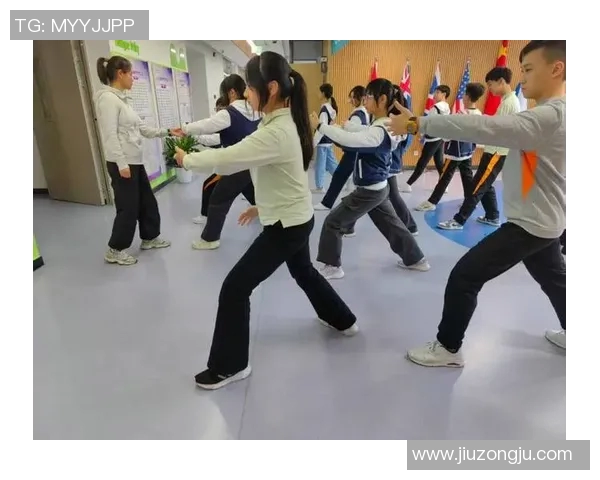 探索二路太极拳的深厚文化底蕴与实战技巧的完美结合之道