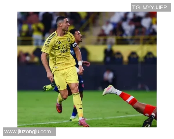 尤文图斯主场大胜AC米兰,C罗梅开二度助球队进军联赛前四 尤文图斯主场大胜AC米兰,C罗梅开二度助球队进军联赛前四