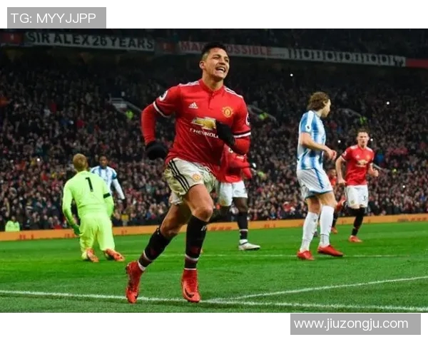 桑切斯代表曼联出场首秀：球迷热烈欢迎