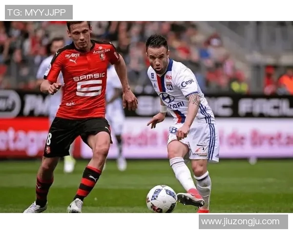 胜埃蒂安与梅斯的激烈对决展现法甲联赛的精彩与魅力